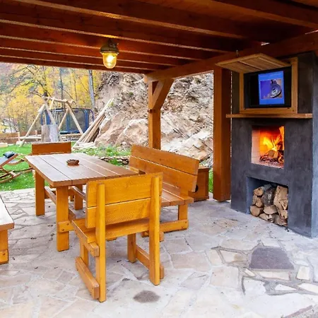 By Interhome