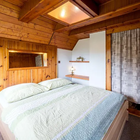 By Interhome