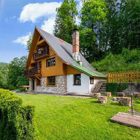 By Interhome